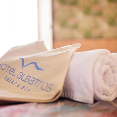 Hotel Albatros Batumi Esterno foto