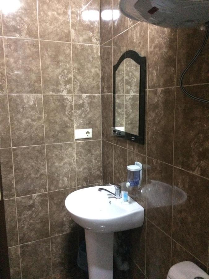 Hotel Albatros Batumi Esterno foto