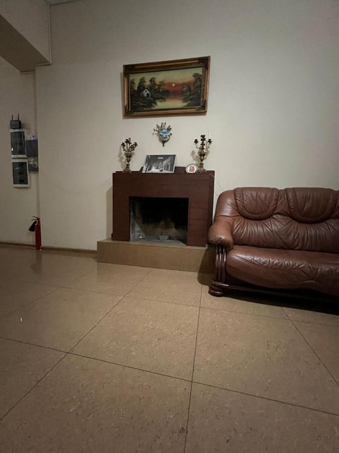 Hotel Albatros Batumi Esterno foto