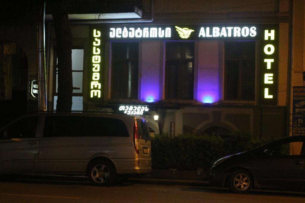Hotel Albatros Batumi Esterno foto