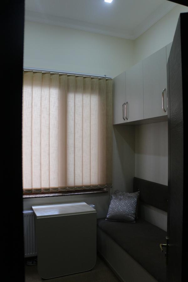 Hotel Albatros Batumi Esterno foto